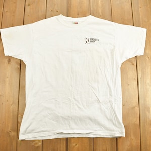 Vintage Hershey&#39;s Chocolate Syrup Graphic T Shirt / Vintage T Shirt / Streetwear / Graphic Tee / Reeses / Pennsylvania