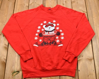 Vintage 1990s Skiing Polar Bear Graphic Crewneck Sweatshirt , Vintage Sweatshirt , American Streetwear , Pullover , Vintage Athletisure