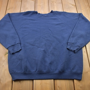 Vintage 1980s Blank Raglan Crewneck Sweatshirt / 80s Crewneck / Vintage Basics / Athleisure / Streetwear / Essentials