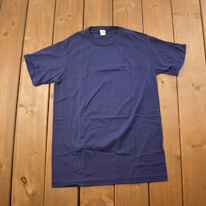 Vintage 1970s Deadstock Blank Navy T Shirt / Vintage T Shirt / True Vintage / 70s Shirt / Vintage Blanks / Deadstock / Made In Canada