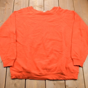 Vintage 1980s Raglan Sleeve Blank Crewneck Sweatshirt / 80s Crewneck / Souvenir / Athleisure / Streetwear / 80s Raglan