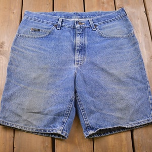 Vintage 1990s Lee Blue Jean Shorts 36 x 8 / Made In USA / 90s Shorts / Streetwear Fashion / Bottoms / Light Wash / Vintage Jeans/ Jorts