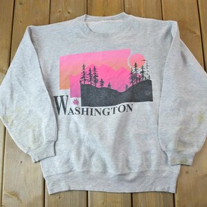 Vintage 1990s Washington State Crewneck Sweatshirt / 90s Crewneck / Souvenir Sweater / Streetwear / Travel And Vacation