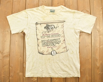 Vintage 1990s Retro T-Shirt mit Retro Look / Einzelstich / All Over Print / 90s Graphic Tee