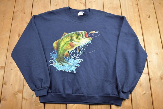 Vintage 1990s Big Fish Crewneck / Souvenir / Vintage Sweatshirt /  Outdoorsman / Wilderness Sweatshirt / Made in USA / Fishing Sweatshirt -   Canada