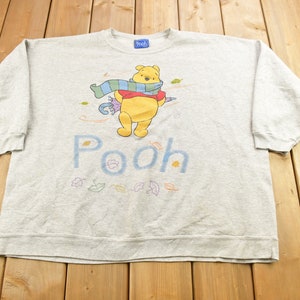 Vintage 1990s Winnie The Pooh Disney Crewneck / Vintage Sweatshirt / Vintage Disney / Mickey / Embroidered