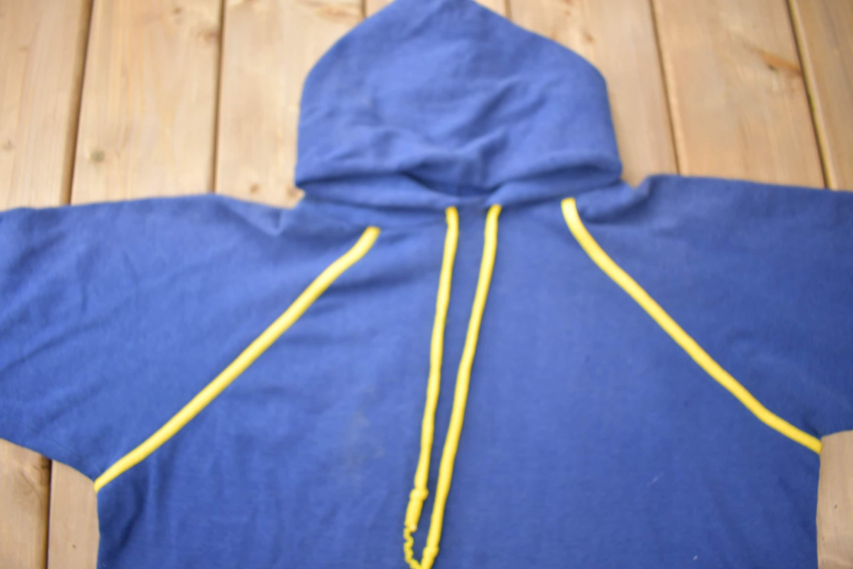 Vintage 1970s Blank Raglan Hoodie / Raglan Sweater / Made in USA 