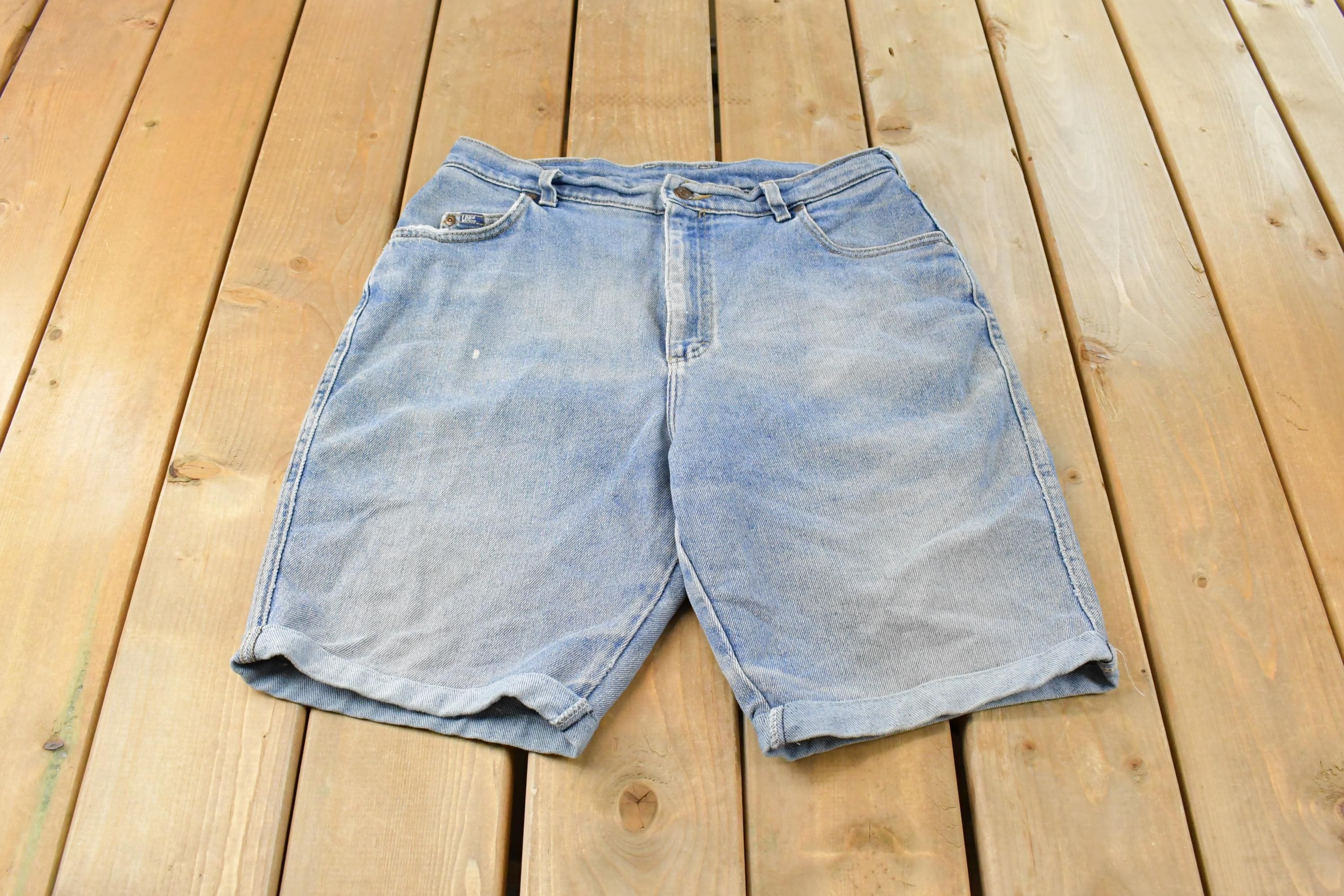 Vintage 1990s Lee Denim Jean Shorts Men's 32 / 90s Lee Shorts / Vintage / Jorts / Light Wash / Vintage Jeans