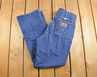 Vintage 1970s Wrangler No Fault Jeans / Size 35 x 31.5 / 70s Denim / Streetwear Fashion / Made In USA / Retro Style / 70s