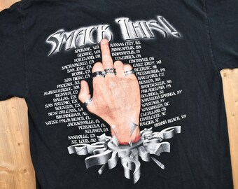 Vintage 2000 Godsmack Smack This! Graphic T-shirt / Middle Finger