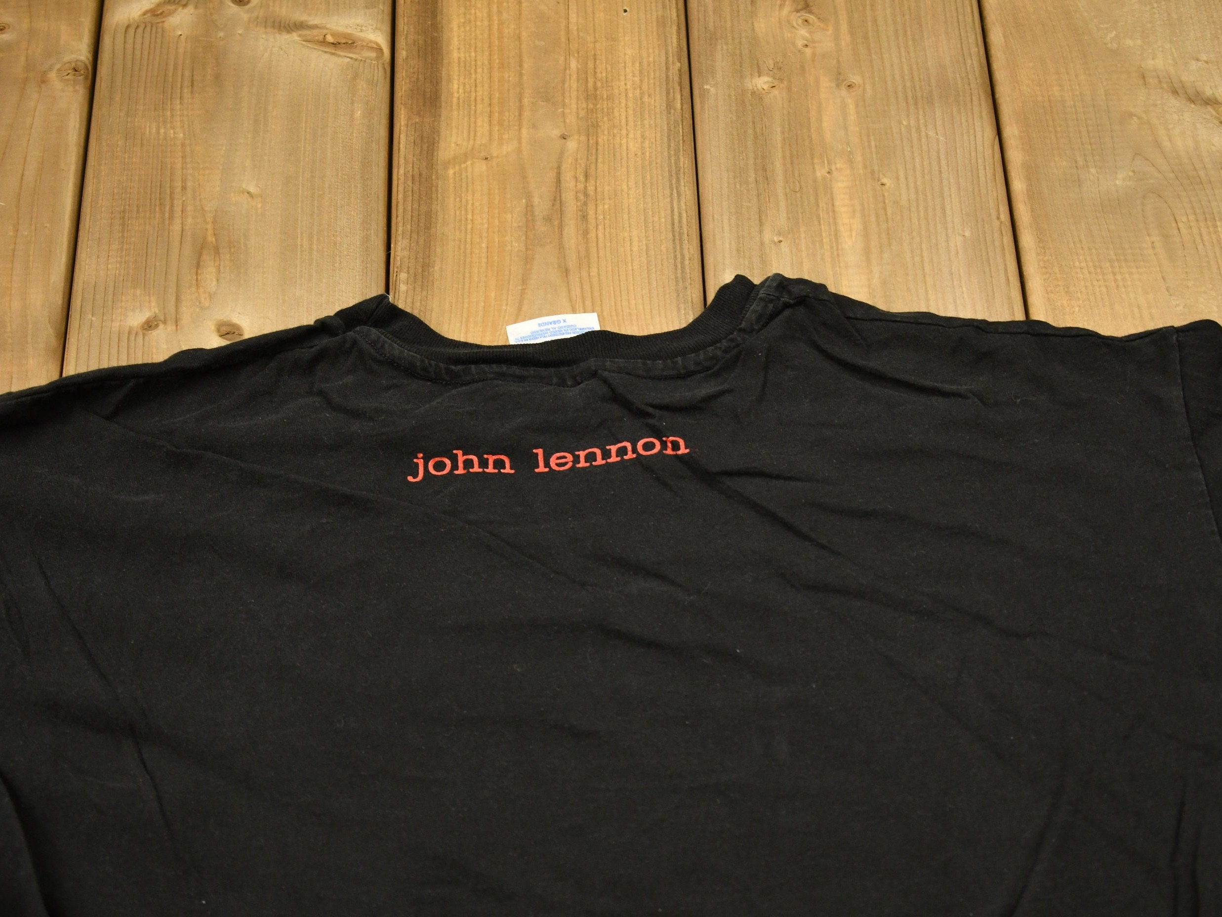 Vintage 1991 John Lennon Love is Real Band T-shirt / Band Vintage 1991 John Lennon Love is Real Band T-shirt / Band
