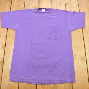 Vintage 1990s Jerzees By Russell Athletics Blank Purple T-Shirt / Single Stitch / Made In USA / Pocket Tee / Streetwear / Retro Style