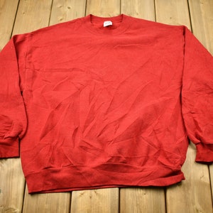 Vintage 1990s Blank Red Jerzees Crewneck Sweatshirt / 90s Crewneck / Made In USA / Athleisure / Streetwear / 1990s Blank Sweater
