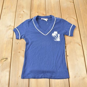Vintage 1970s Maui Hawaii Souvenir Travel T-Shirt Made In USA