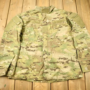 Vintage 2001 Military Camouflage Combat Jacket / US Army Green / Vintage Army / Streetwear / Cargo Jacket / Army Jacket / Miliaria