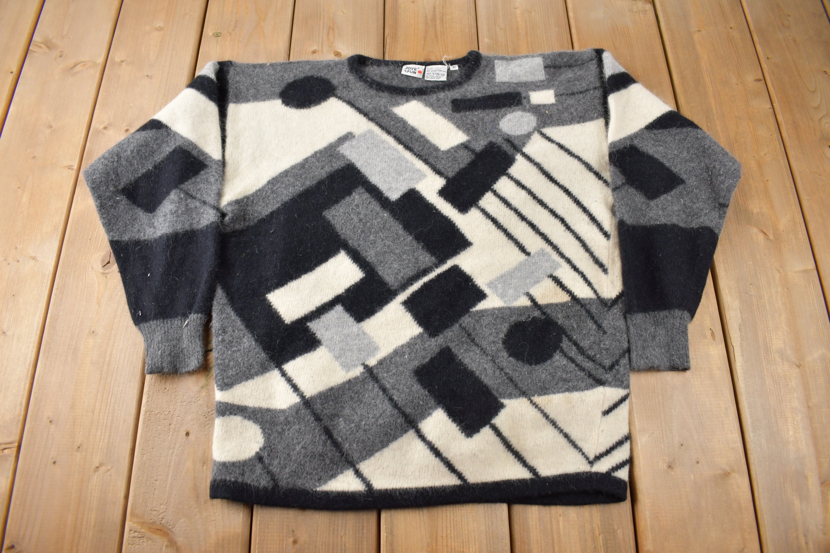 Vintage 1990s Joye Fun Geometric Knit Crewneck Sweater Size