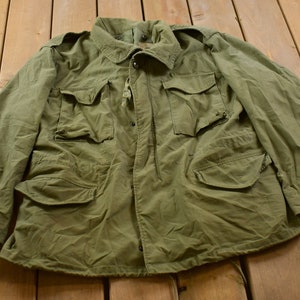1960s Vintage Military OG-107 Cold Weather Field Coat  / Button Up Jacket / US Army Green / Vintage Army / Streetwear Fashion / Army Jacket