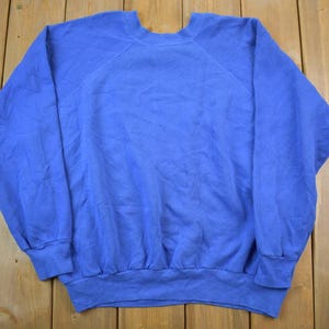Vintage 1980s Blank Crewneck Sweatshirt / 90s Crewneck / Made In USA / Essential / Streetwear / 90s Blank