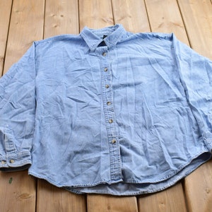 Vintage 1990s Tri Mountain Blank Denim Button Up Shirt / 1990s Button Up / Vintage Denim / Basic Button Up / Jean Button Up / Jean Shirt