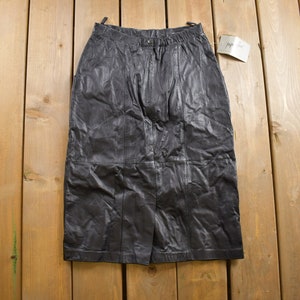 Deadstock Vintage 1980s Jacqueline Ferrar Black Leather Skirt Size 26 x 26 / Jc Penny / Vintage Skirt / 80s Retro Style / Genuine Leather