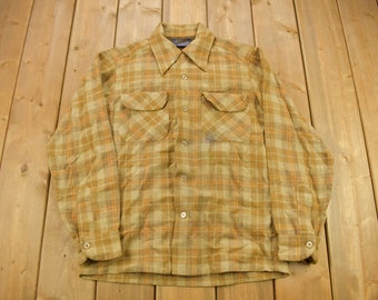 Vintage 1960s Pendleton Plaid Button Up Board Shirt / 100% Virgin Wool / Loop Button / Outdoor / Casual Wear / Made In USA / Flannel