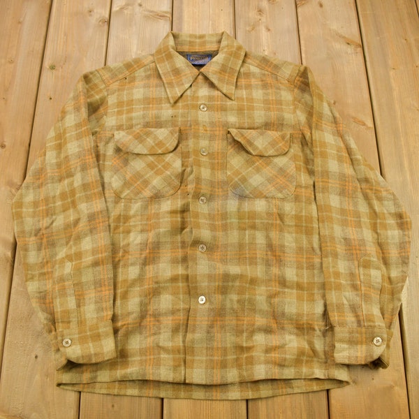 Vintage 1960s Pendleton Plaid Button Up Board Shirt / 100% Virgin Wool / Loop Button / Outdoor / Casual Wear / Made In USA / Flannel