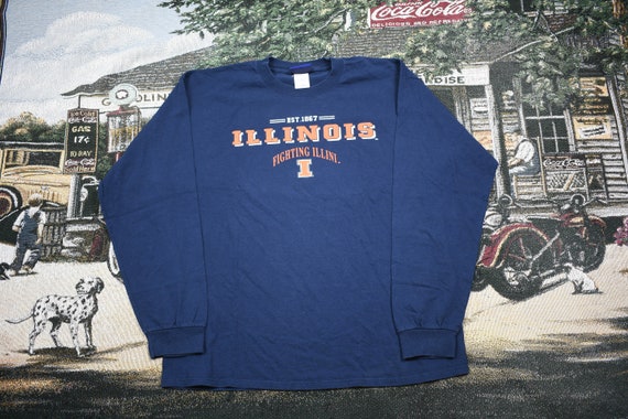 Vintage T-Shirt / University Of Illinois Graphic /
