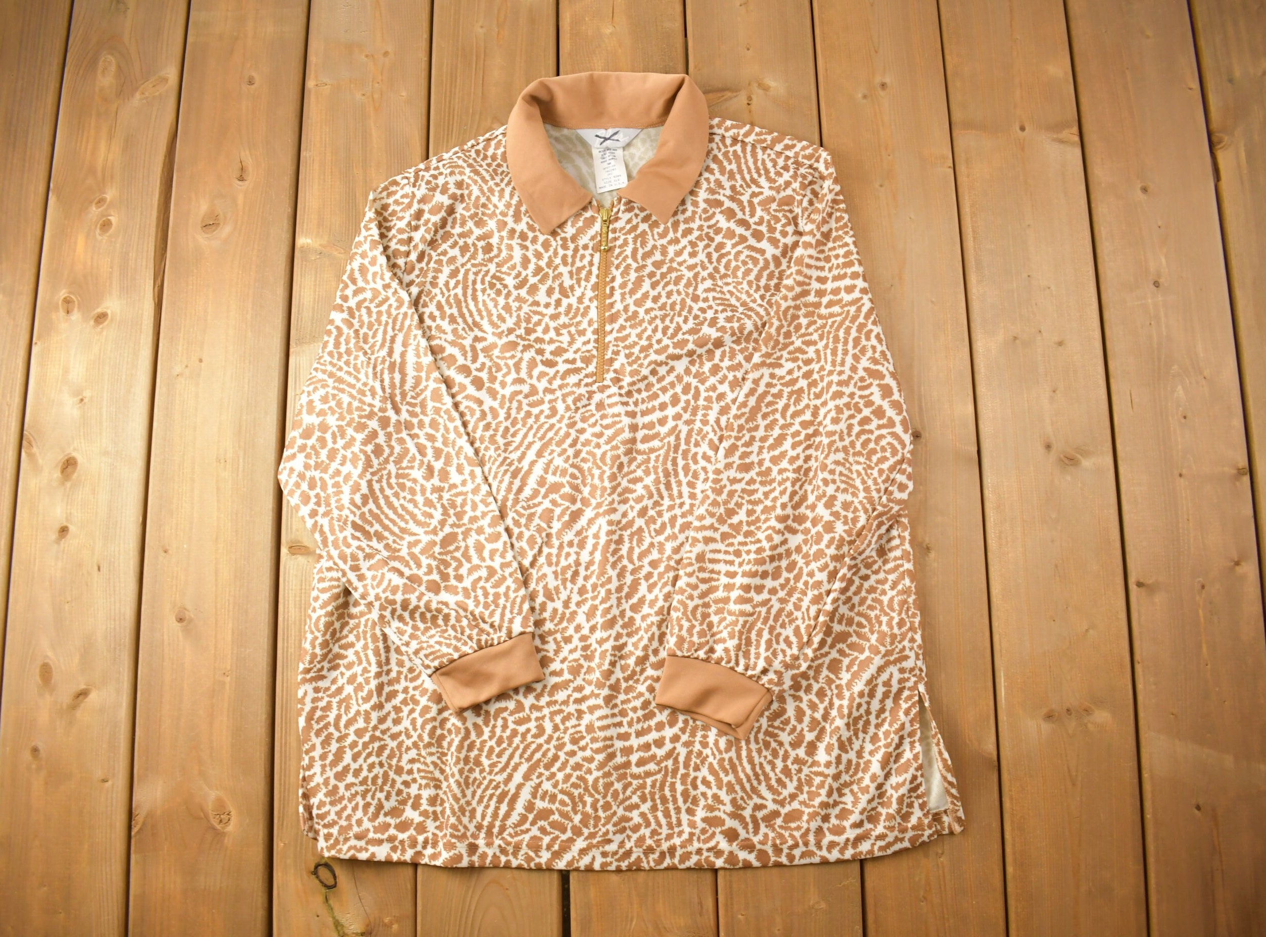 made in USA 80's 90's vintage オーバーサイズ Vintage 1990s Quarter Zip Cheetah Print Long Sleeve Collard