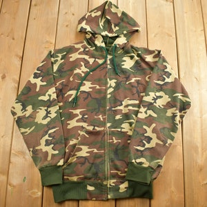 Vintage 1980s Woodland Camouflage Thermal Hoodie / 80s Hoodie / Vintage Sweater / Camo Hoodie / Size Small