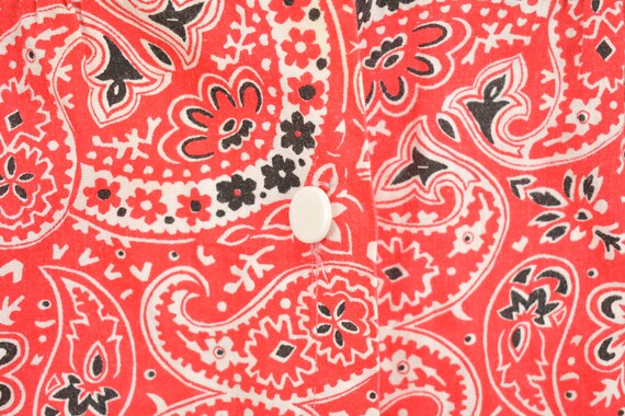 Vintage 1970s Red Paisley Button Up Shirt / 1990s… - image 5