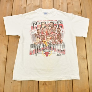 Vintage 1991 Chicago Bulls NBA World Champions T-Shirt Salem Made In USA / Single Stitch / 90s Streetwear / Big Head / Salem Sportswear