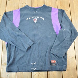 Vintage 1990s Nike Toronto Raptors Embroidered Mini Swoosh NBA Crewneck Sweatshirt / 90s Nike / 90s Crewneck / Basketball Streetwear