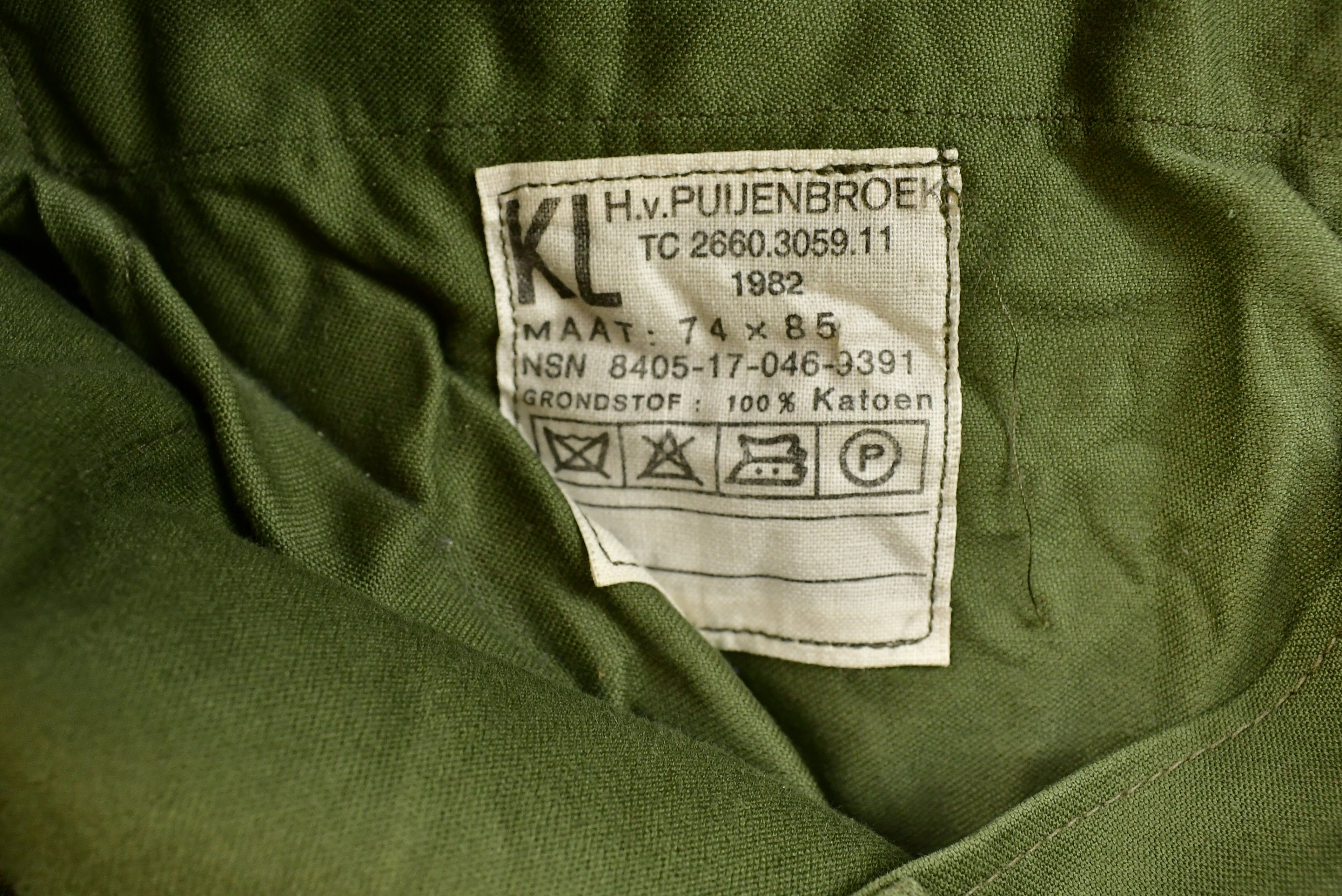 「かわいい～！」 Cargo Military German 1982 Vintage Pocket 85 X 74 Size Pants 個人装備