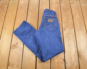 Vintage 1970s Wrangler Western Style Denim Jeans Size 26 x 30 / Made in USA / American Vintage / True Vintage / Streetwear / Vintage Pants