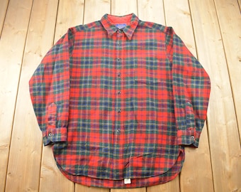 Vintage 1970s Country Traditionals Pendleton Plaid Button Up Board Shirt / 100% Virgin Wool / Outdoor / Made In USA / Flannel