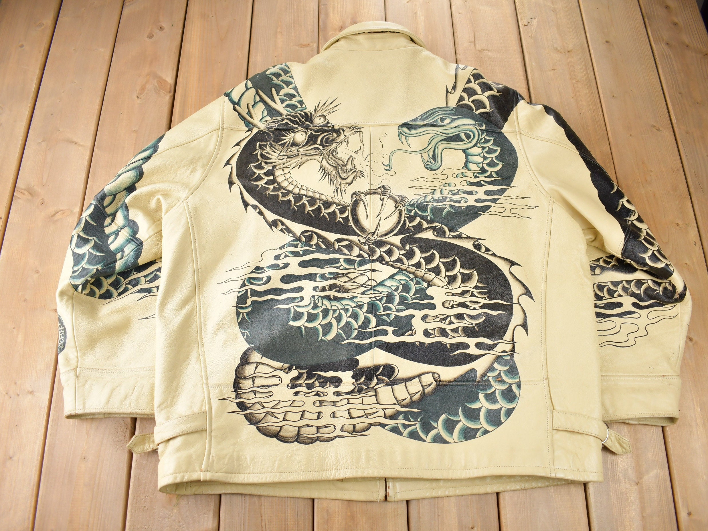 Vintage 1990s Avirex USA Japanese Dragons Graphic Leather Vintage 1990s Avirex USA Japanese Dragons Graphic Leather