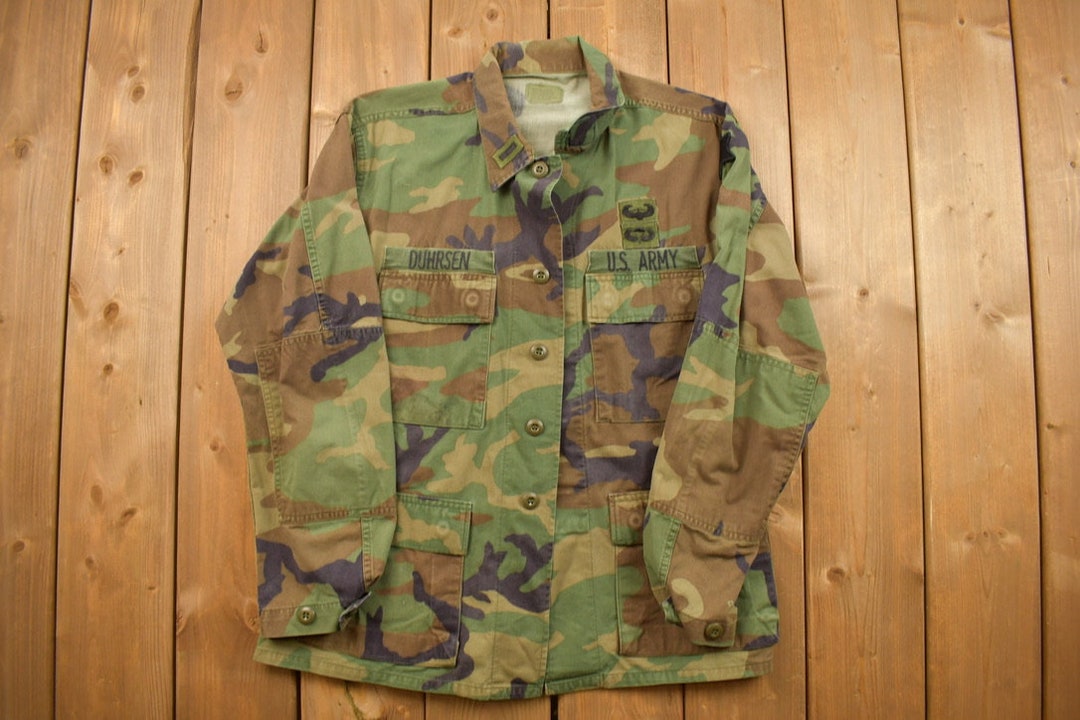 Vintage U.S. Army Military Button up Shirt/ USMC / US Army Green