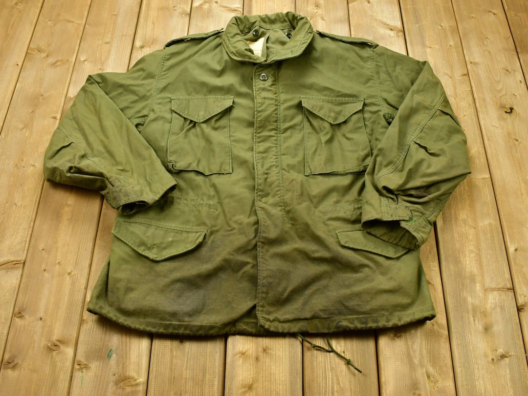 Vintage 1981 US Military Jacket / Button up Jacket / Souvenir