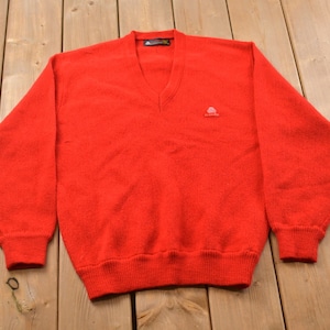 Vintage 1990s Ming Sheng 100% Wool Knit Sweater / Vintage 90s V Neck / Formal / Vintage Knit / Winter Sweatshirt / Wool V Neck / Red Knit