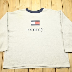 Vintage 1990s Tommy Hilfiger Big Flag Crewneck Sweatshirt Made In USA / 90s Crewneck / Athleisure / Streetwear / Grey Crewneck / 90s Tommy