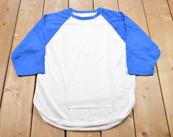 Vintage 1970s Raglan Color Block 3 Quarter Sleeve T-Shirt / Graphic / 80s / Streetwear / Retro Style / Single Stitch / Made In Malaysia