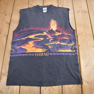 Vintage 1990s Hawaii Volcano Graphic Souvenir T Shirt / Streetwear / Tank Top / Vacation Tee / Travel T Shirt
