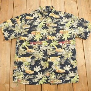 Vintage 1990s Floral Hawaiian Button Up Shirt / Abstract Pattern / Casual Shirt / Hawaiian Shirt / Button Up Shirt / Beachwear