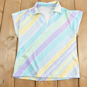 Vintage 1990s Diagonal Stripe Collar Sleeveless T-Shirt / Streetwear / Retro Style / Single Stitch / Pastel Tee / Size Small / Open Collar /