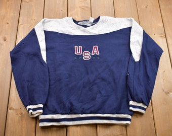 Vintage 1990s Kids USA Sports Embroidered Crewneck Sweatshirt / 90s Crewneck / Souvenir / Athleisure / Streetwear / Travel And Tourism