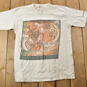 Vintage 1990s Friends of the Earth Tiger Theme Graphic T-shirt