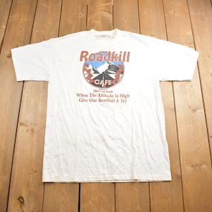 Koszulka podróżna z lat 90. Roadkill Cafe Colorado Souvenir wyprodukowana w USA Oneita Power Pro Single Stitch