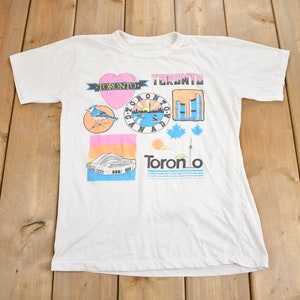 Vintage 1980s Toronto Canada Souvenir T Shirt / Streetwear / Vacation Tee / Travel T Shirt / Single Stitch / Made In Canada