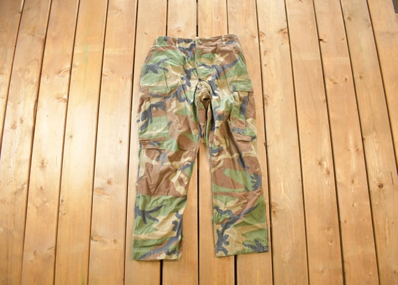 Vintage 1990s US Army Camouflage Cargo Pants Size… - image 1