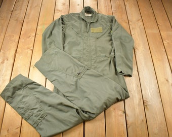 Vintage 1976 Military Flyer Coverall Jumpsuit Size Large / Vintage Coveralls / Militaria / Distressed Coveralls / Sage Green / CWU-27P